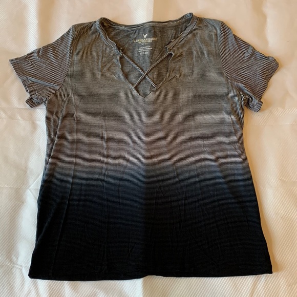 American Eagle top - Picture 1 of 5